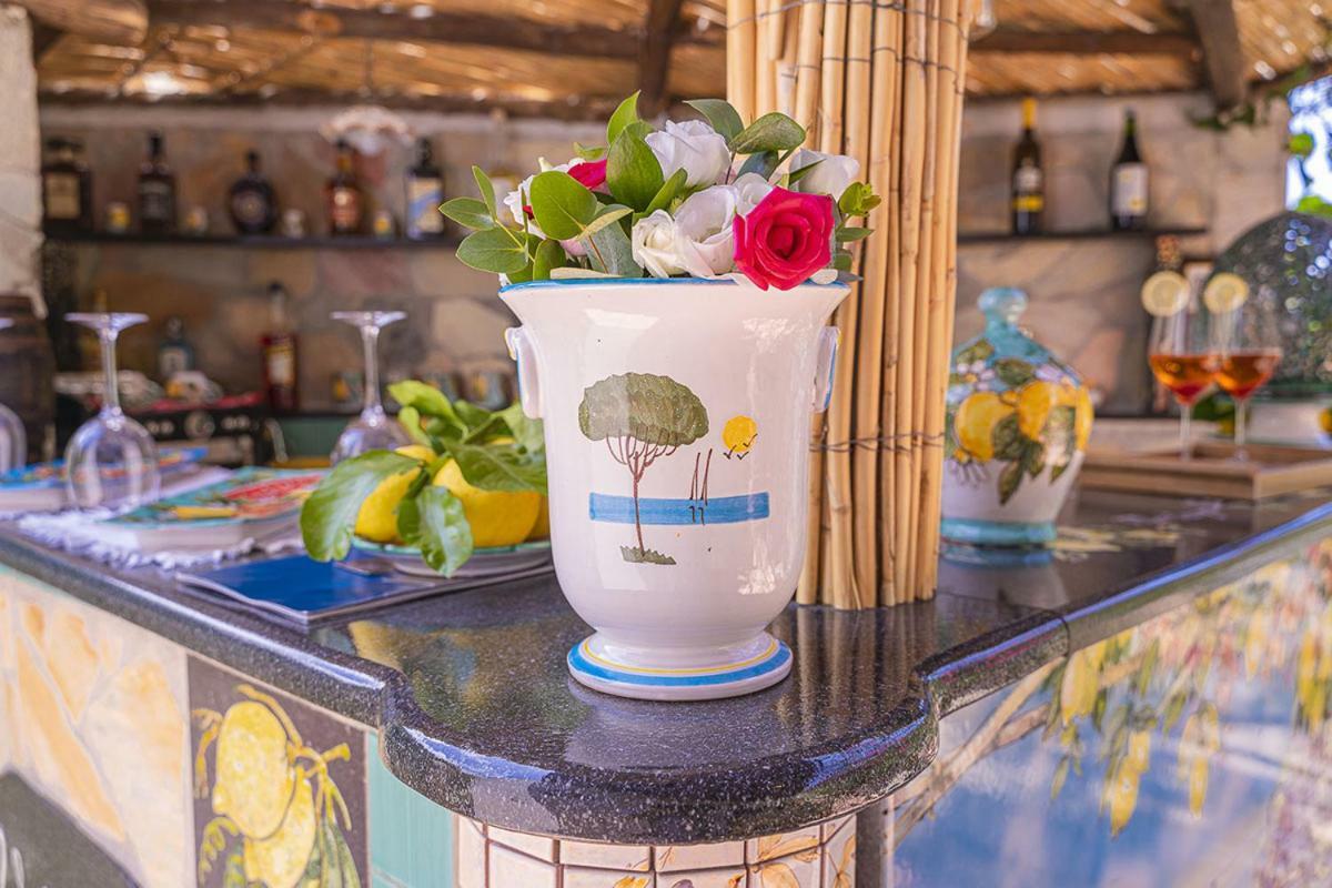 Montagnella Relax Bed & Breakfast Maiori Bagian luar foto