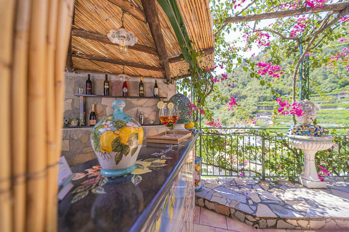 Montagnella Relax Bed & Breakfast Maiori Bagian luar foto