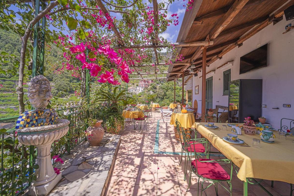 Montagnella Relax Bed & Breakfast Maiori Bagian luar foto